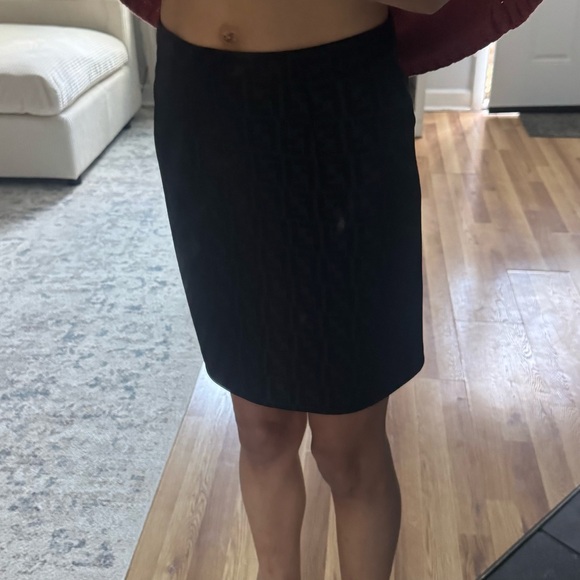 VINTAGE RARE FENDI skirt size Medium fits like a small 0/2 - Picture 8 of 9